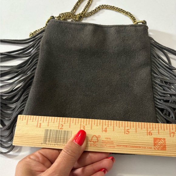 Chic Gray Suede Leather Gold Chain Crossbody Bag with Fringe on Both Sides. - Picture 9 of 15